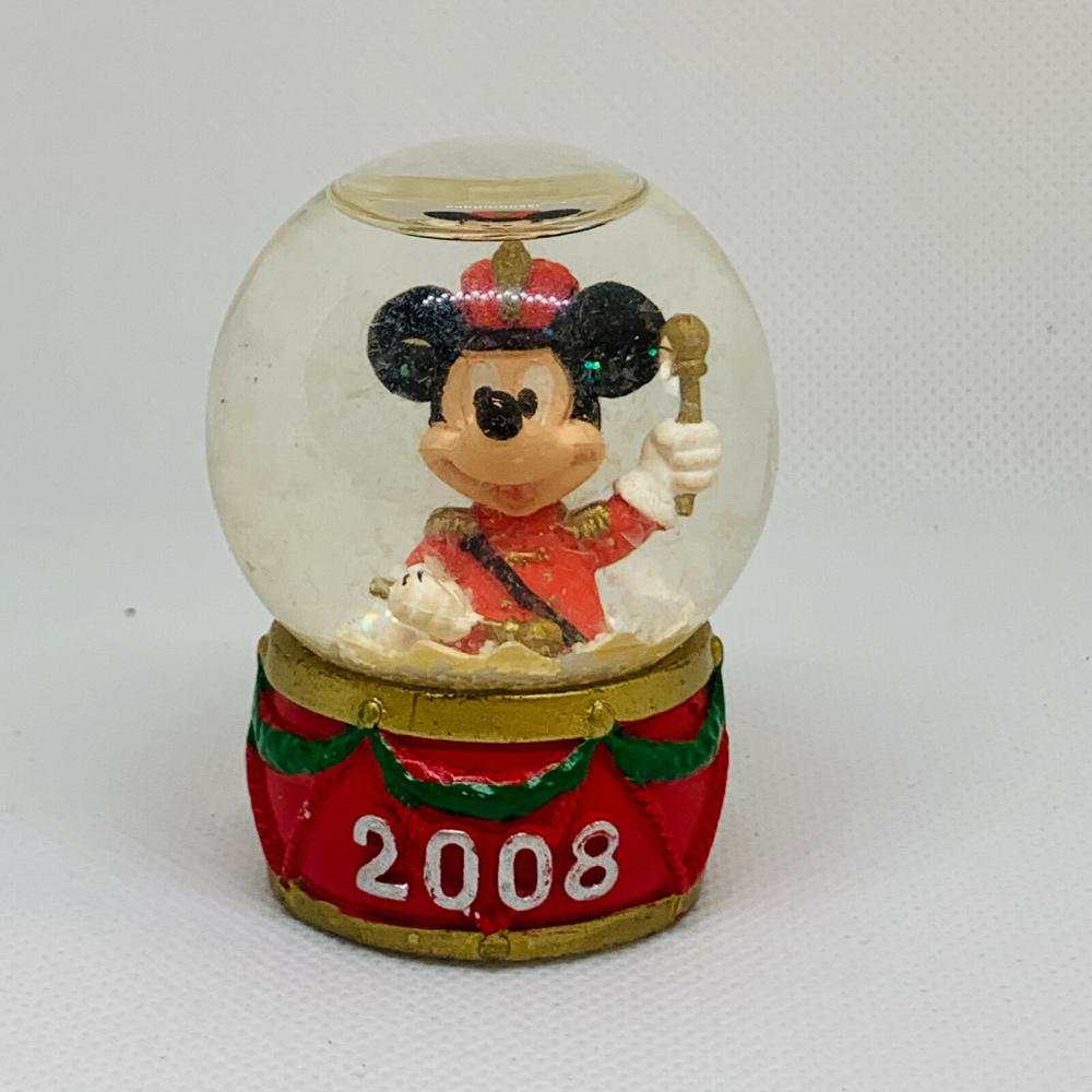 2008 JC Penney Disney Mickey Mouse Mini Snowglobe